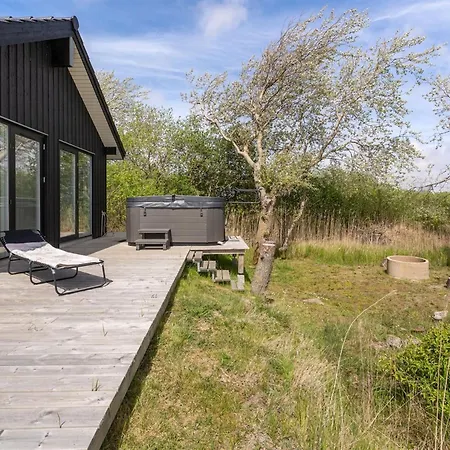 Dom wakacyjny Gubbe - 500m From The Sea By Interhome